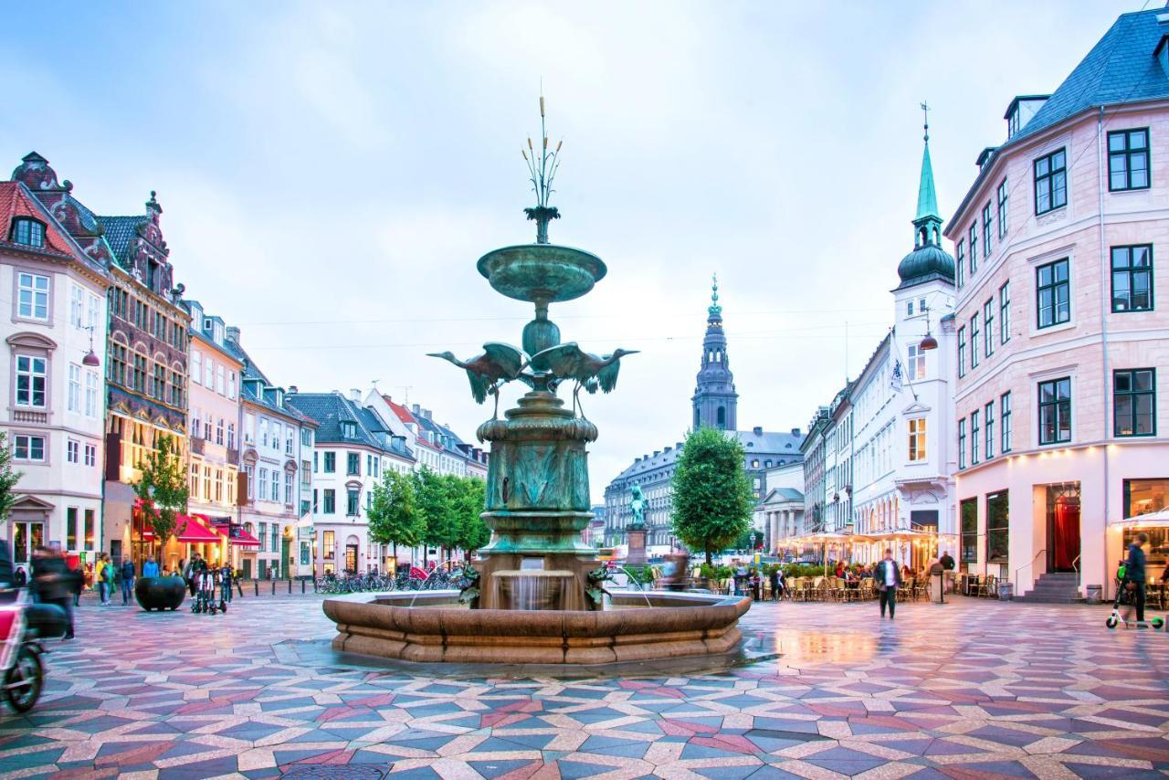 Lovely 3Br Manor Apartment 5 Min From Tivoli Gardens Copenhague Exterior foto